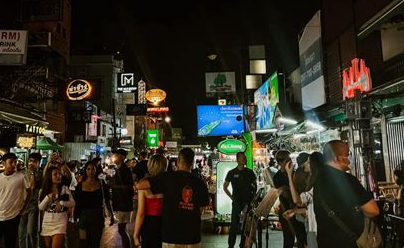 Unpacking the Soul of Backpacker Accommodation on Khao San Road